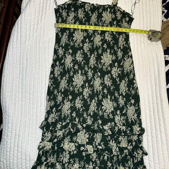 Abercrombie and Fitch Tie-Strap Smocked Midi Dress, size XXLT - Picture 6 of 6